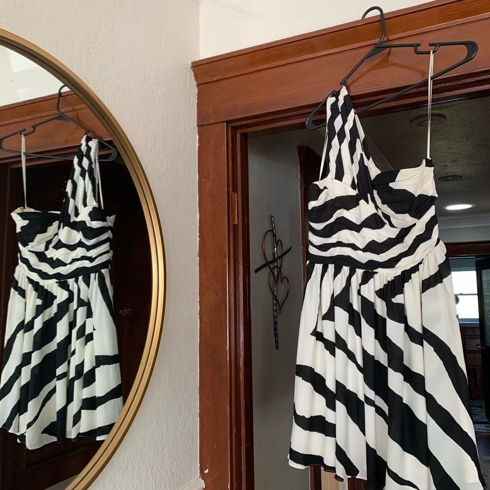 Black and white one shoulder cocktail dress